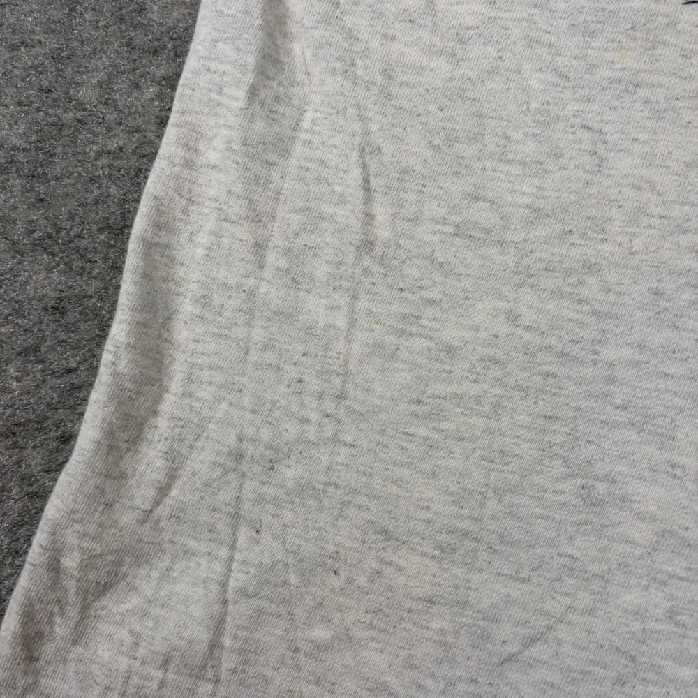 Disney‎ Winnie the Pooh T-Shirt Kids Gray Tigger Eeyore Piglet Graphic Vintage
